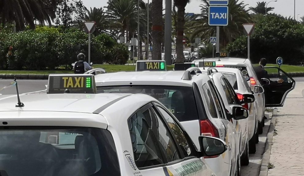 Taxi